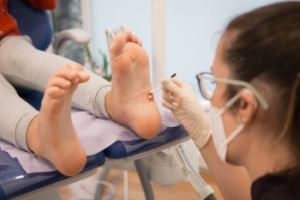 Symptoms and Treatment of Plantar Warts